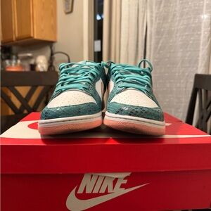 New Nike Dunk Low ME